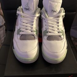 Jordan 4 Retro