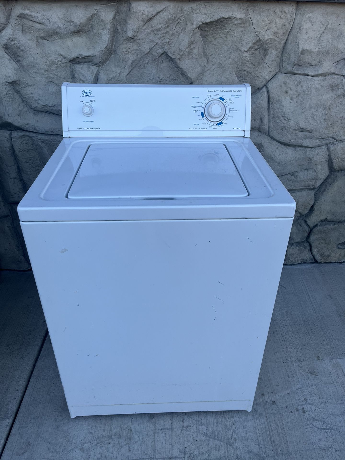 Roper Heavy Duty Washer – Extra Large Capacity, Reliable & Clean!