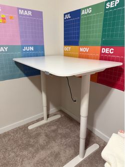 IKEA Bekant Electric Standing Desk