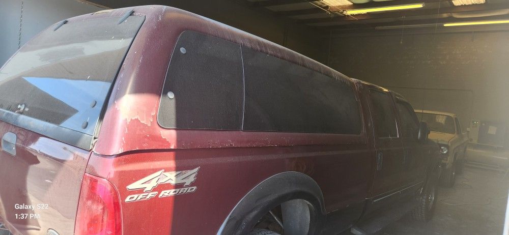 Camper