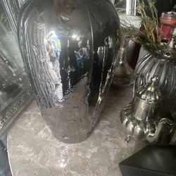 Large Tall Vase Without No Flower 