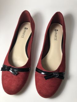 Abaeté slippers Red Suede Flats Size 8