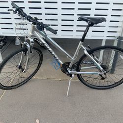 Giant Roam W2