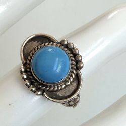Sterling Silver Vintage Turquoise Ring 