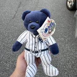 NY Yankee Plush Beanie Bear