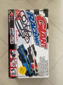 AFX Giant Raceway 625 Slot Car Racing Track Set w/out Cars Vintage 1999