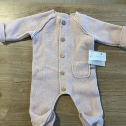 Snug Footie Romper Rose Newborn Size