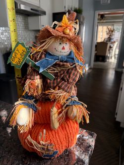 SCARECROW DECOR FALL THANKSGIVING TABLE DECOR