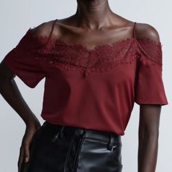 NEW YORK & COMPANY Short Sleeve Lace Trim Cold Shoulder Top XXL