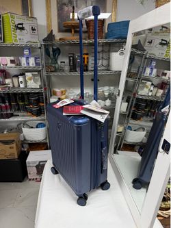 Travel pro 30 inch LUXE carry-on high-quality suitcase