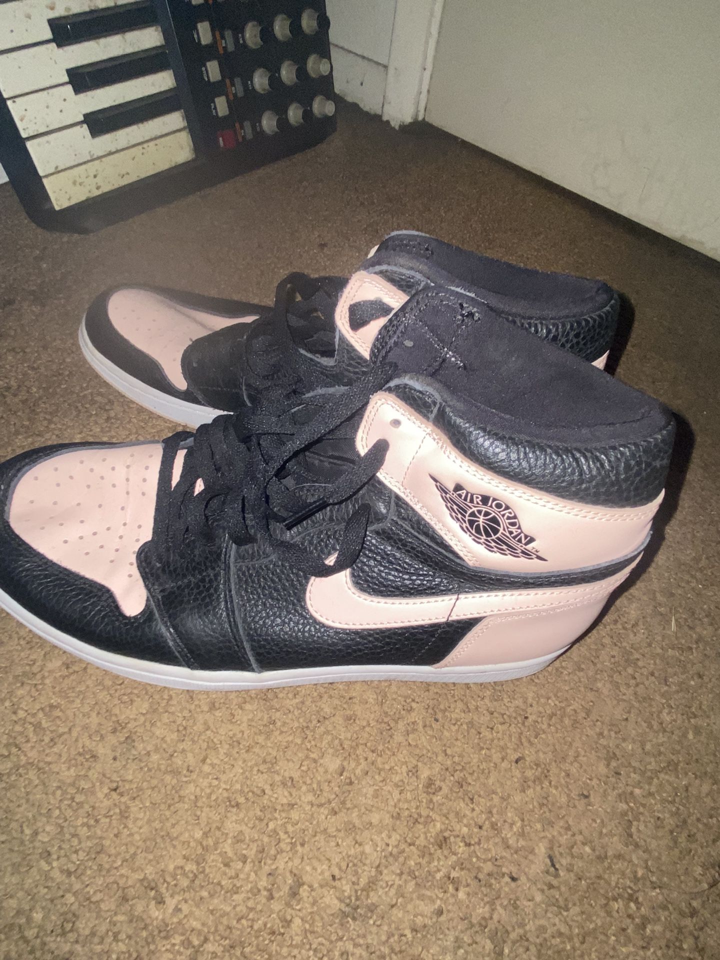 Men’s 11.5 Jordan 1