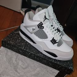 Jordan 4s Brand New Size 13 Box Included