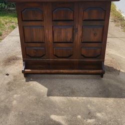 Solid wood bar $190.00 Obo