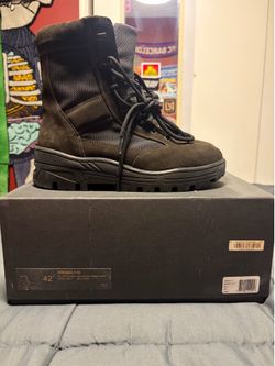 Yeezy season 4 boots size 9 eu 42