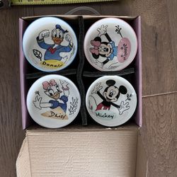 New In Box- Disney Mickey And Friends Glass Bowl Set 