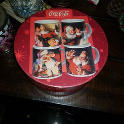 Coca-Cola Holiday Mugs Set of 4 *NEW*