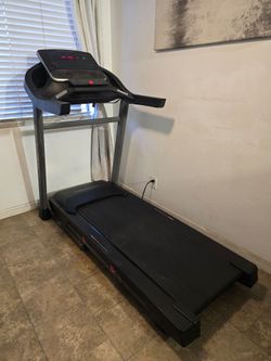 Large Proform Treadmill with Incline