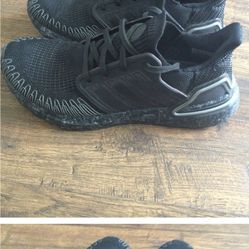 Adidas Ultraboost /007 Edition 