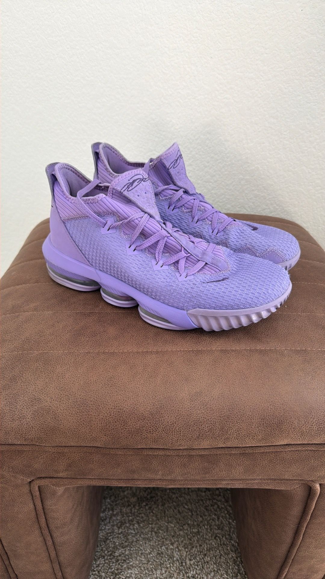 Lebron 16s - Atomic Purple size 12