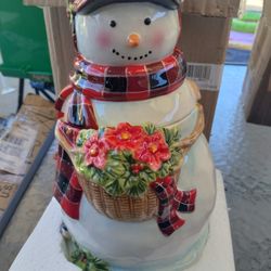New Snowman Cookie Jar