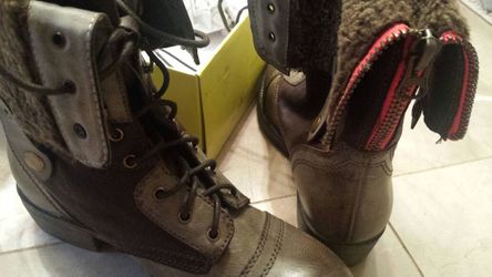 New Brown Military Style Boots 7.5 Thumbnail