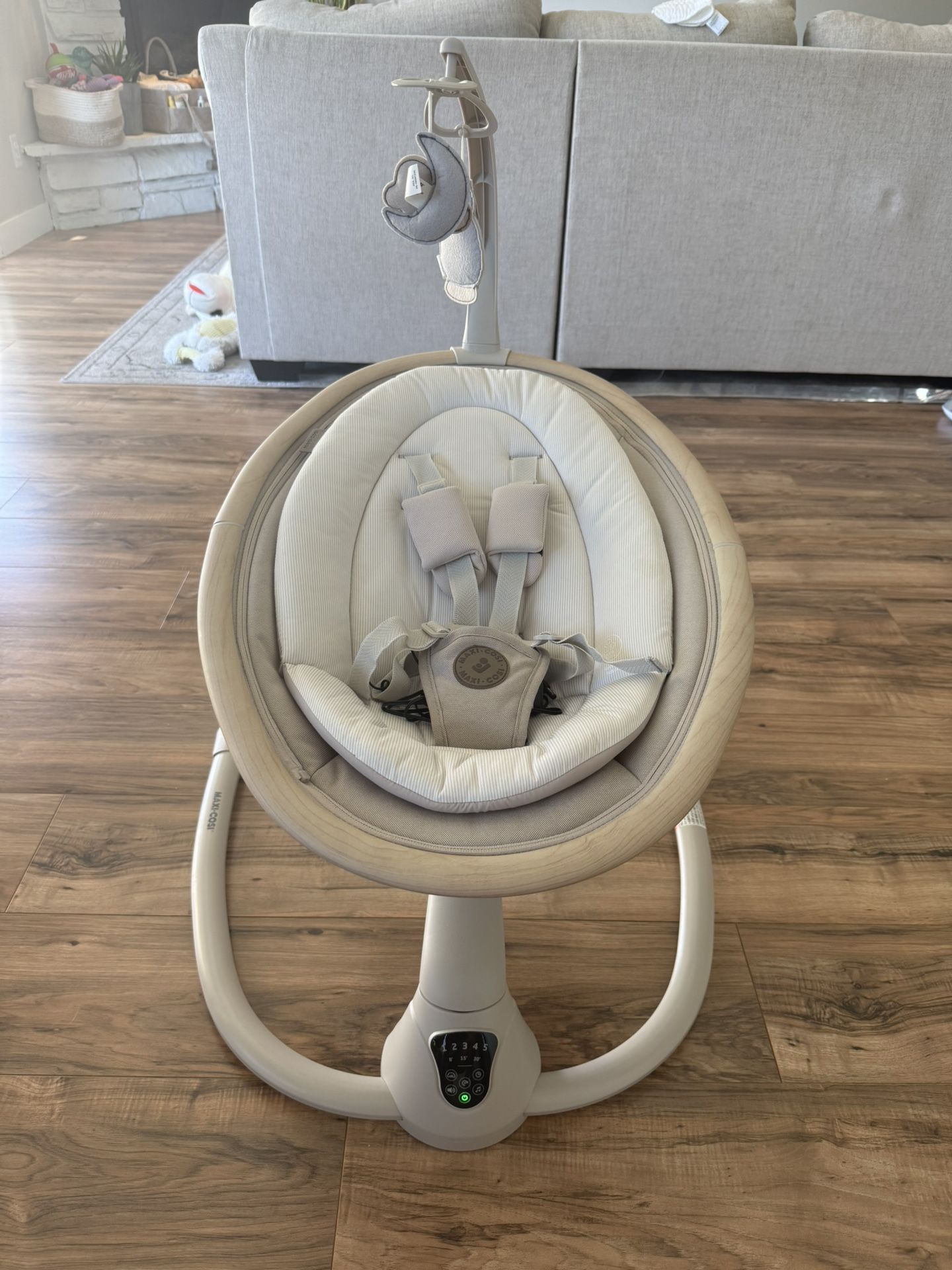 Maxi-Cosi Cassia Baby Swing (Like New!)