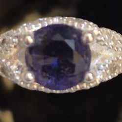 ALEXANDRITE AND STERLING SILVER RING 