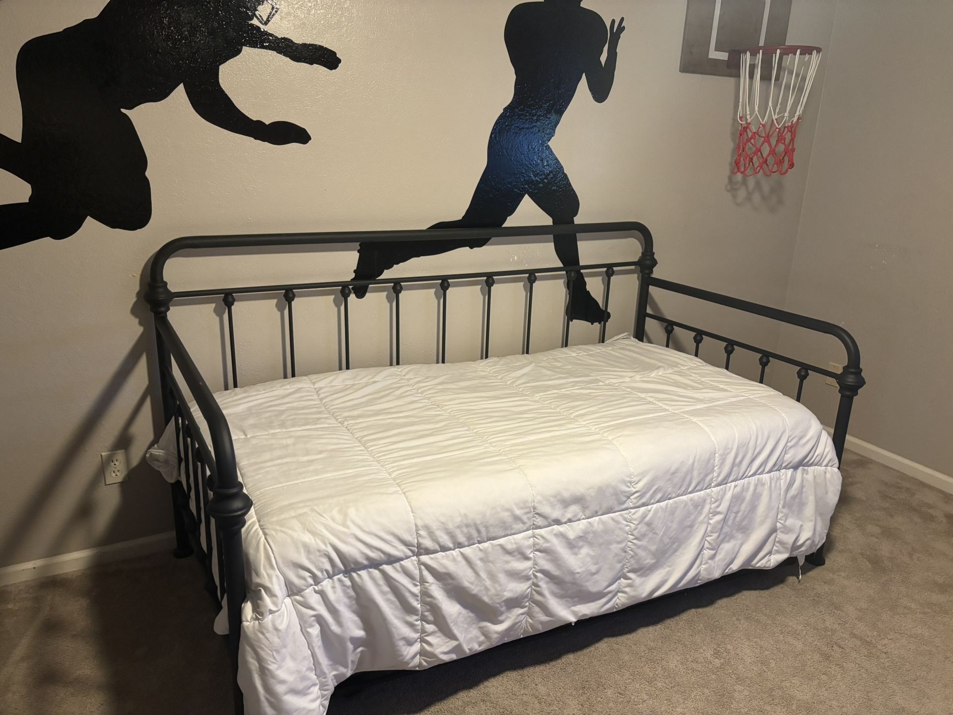 Day Bed Twin Trundle Plus Mattresses