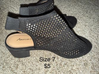 Women’s shoes
