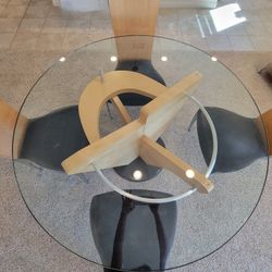 Modern Dining Table with 4 Chairs