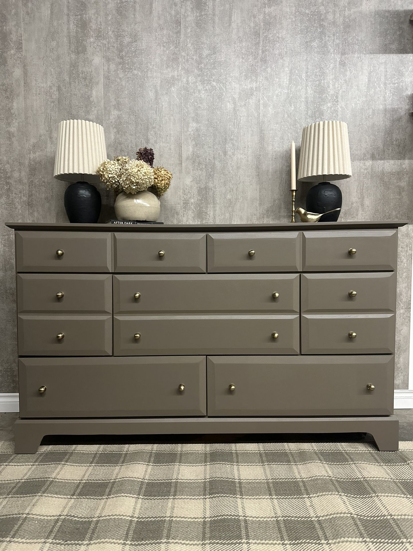 Timeless XL refinished Dresser / Nursery / Tv Stand