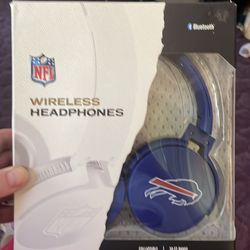 Buffalo Bills Bluetooth wireless headphones