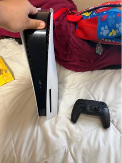 Ps5 with controller (Disc & Digital)