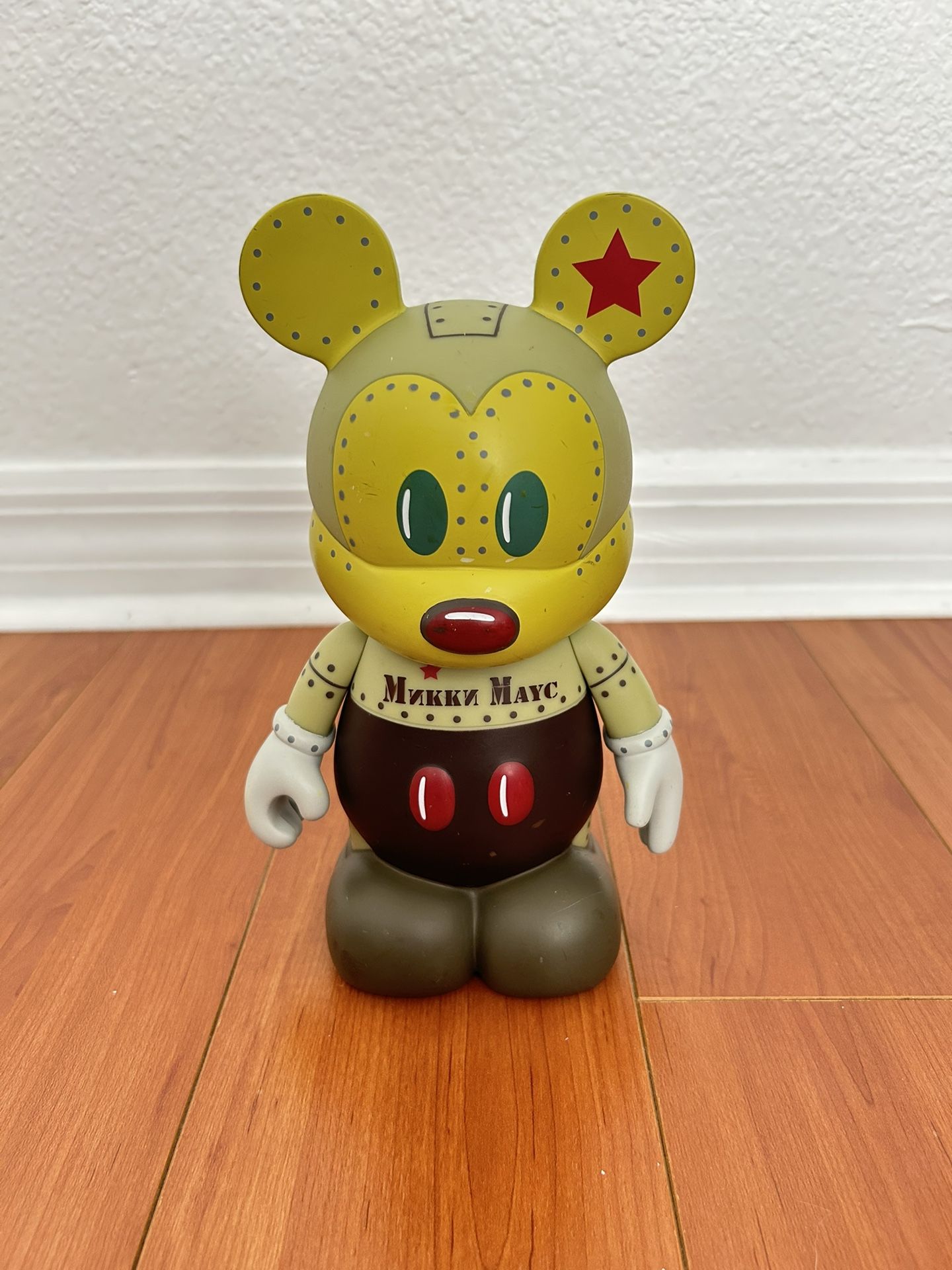 Disney Vinylmation-Urban #2 Russian Mickey Mouse 1928 LE 500 Lin Shih (RARE)