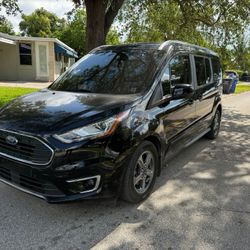 2022 Ford Transit Conect Pasenger Titanium 