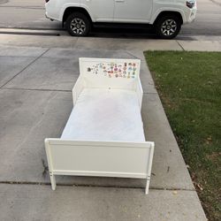 Toddler Bed W/ Clean Mattress