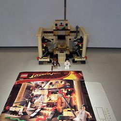 Lego Indiana Jones set 7621 with Rare Error manual