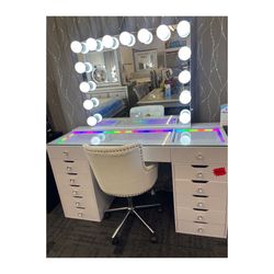 Vanity W/bluetooth Mirror
