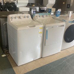 GE Top Load Washer And Gas Dryer Set‼️