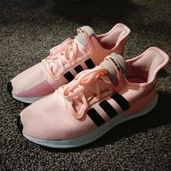Pink Shoes 