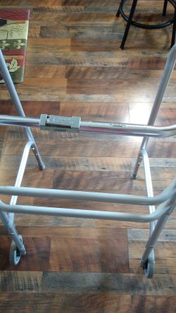 Walker adjustable