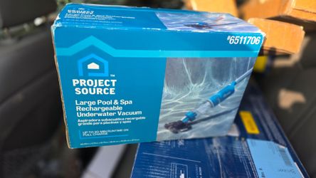 Project source  large  pool underwater  vacuum