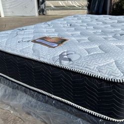 Queen Orthopedic Supreme Ultra Plush Mattress!!