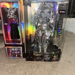 Shadow High Dolls