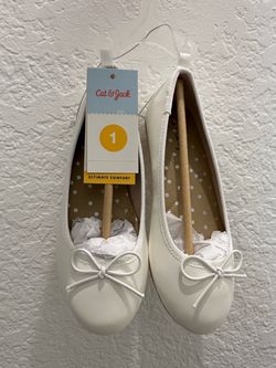 Cat & Jack White Girls' Bow Ballet Flats Wedding