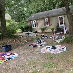 Yard Sale 3006 Woodsong Dr