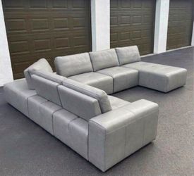 🛋️ Sofa/Couch Sectional - Modular - Light Gray - Delivery Available 🚛