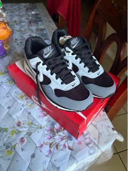 Nike air max