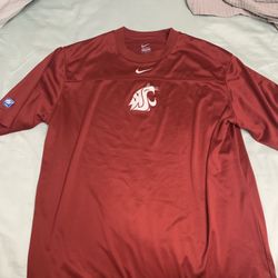 NCAA Nike WSU Crimson Red Shirt! Men’s Large Non Smoking Home