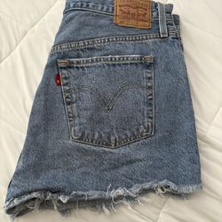 501 Levi’s Women’s Jeans 